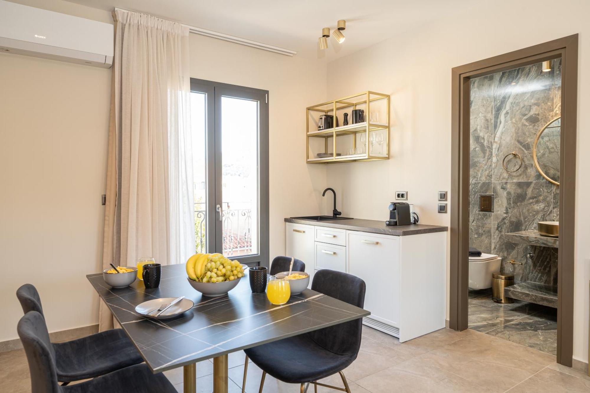 Kantada Central Suite Аргостолион Екстериор снимка
